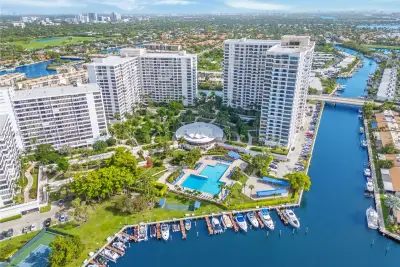 2500 Parkview Dr #509, Hallandale Beach: photo 1 of 28