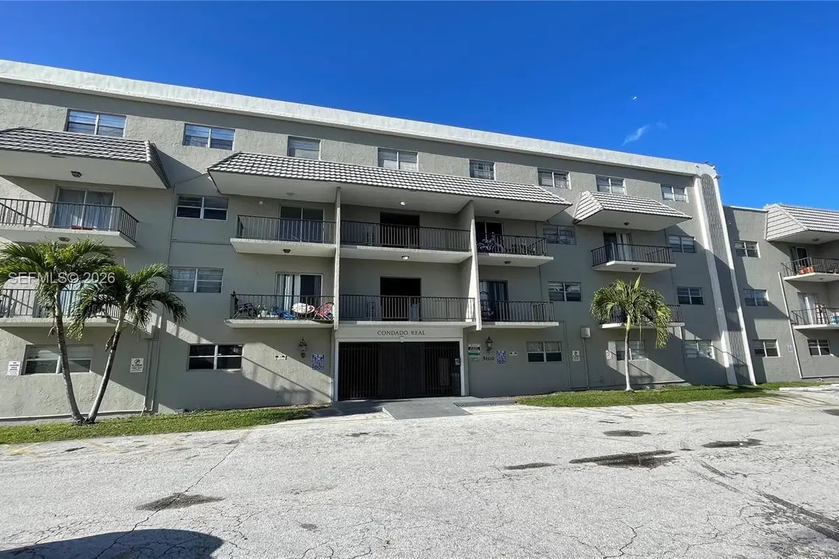 5100 SW 41st St #226, Pembroke Park: photo 1 of 18