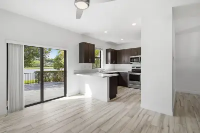 5884 Mustang Manor, Davie: photo 1 of 19