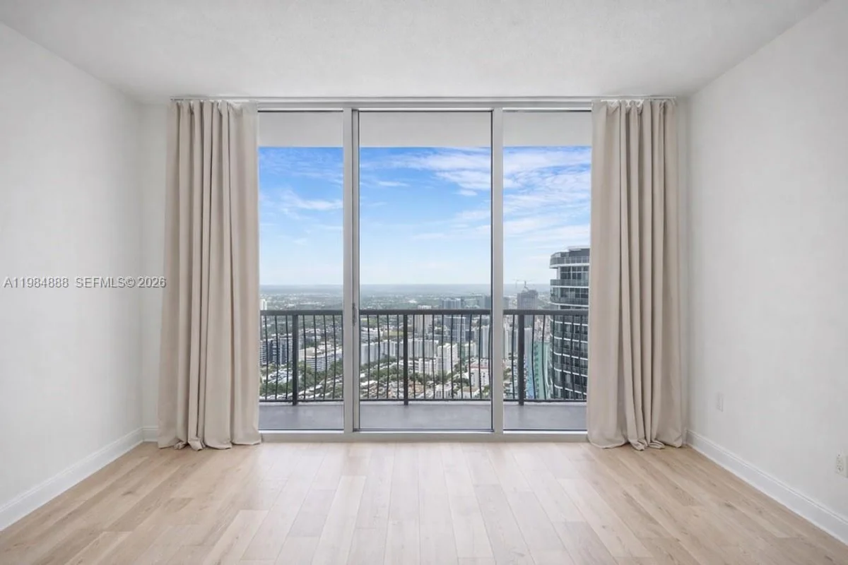 1750 N Bayshore Dr #3811, Miami: photo 1 of 27