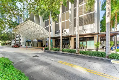 350 SE 2nd St #2860, Fort Lauderdale: photo 1 of 49