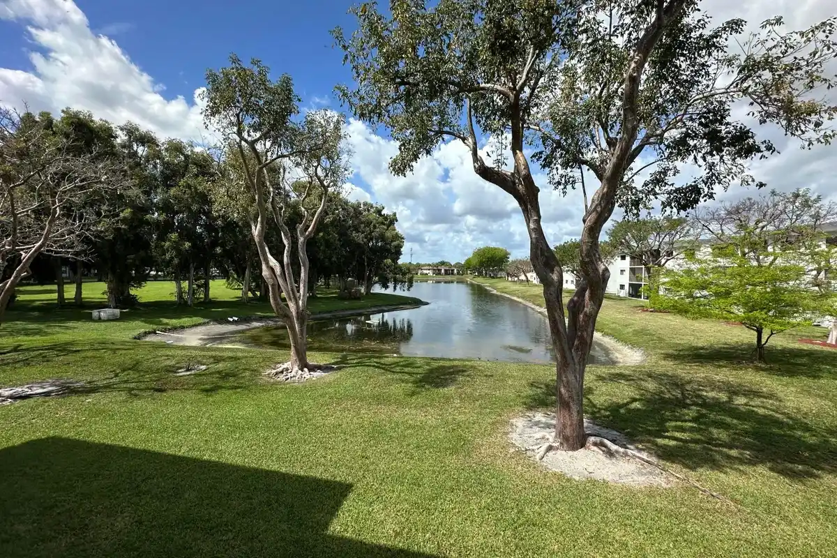 15075 Witney Rd #211, Delray Beach: photo 1 of 25