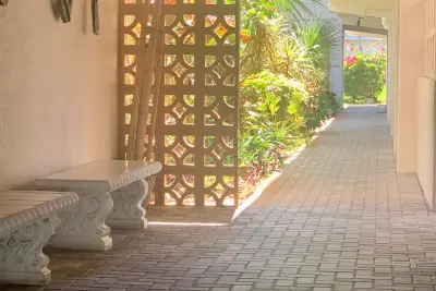230 NE 26th Ave #318, Boynton Beach: photo 1 of 15