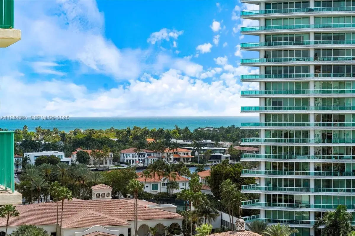 20000 E Country Club Dr #1109, Aventura: photo 1 of 46