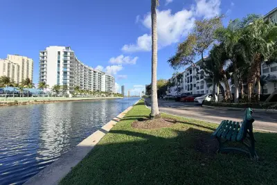 3165 NE 184th St #6102, Aventura: photo 1 of 15