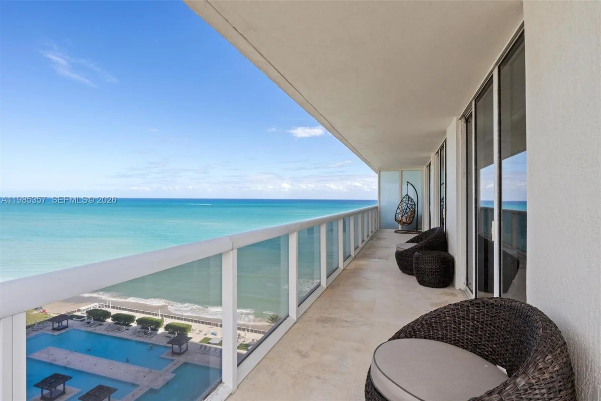 Condo in Hallandale Beach: photo 1 of 32