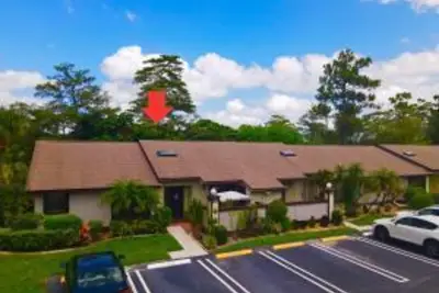 499 E Iron Forge Ct, Royal Palm Beach: photo 1 of 17
