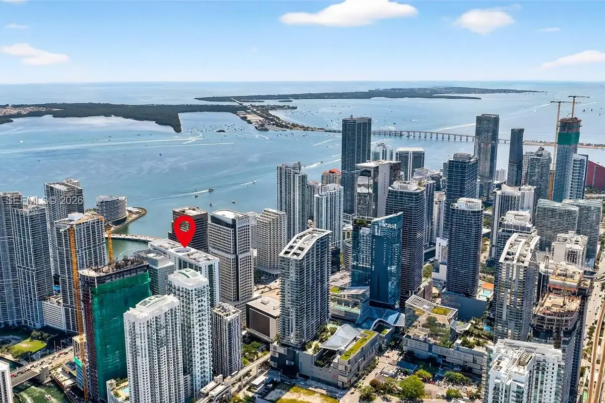 500 Brickell Ave #3901, Miami: photo 1 of 34