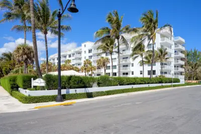 170 N Ocean Blvd #303, Palm Beach: photo 1 of 43