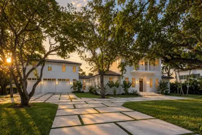 14100 Old Cutler Rd, Palmetto Bay: photo 1 of 40
