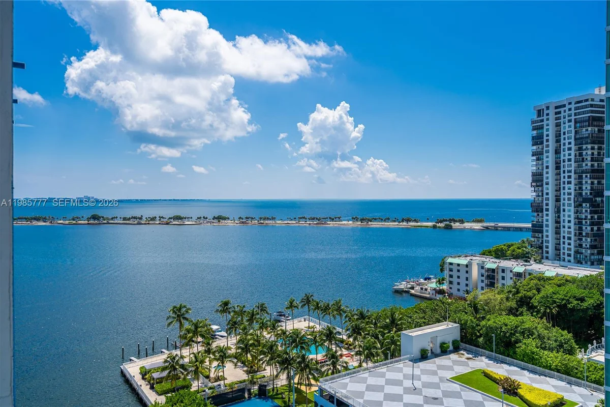 2025 Brickell Ave #1703, Miami: photo 1 of 58