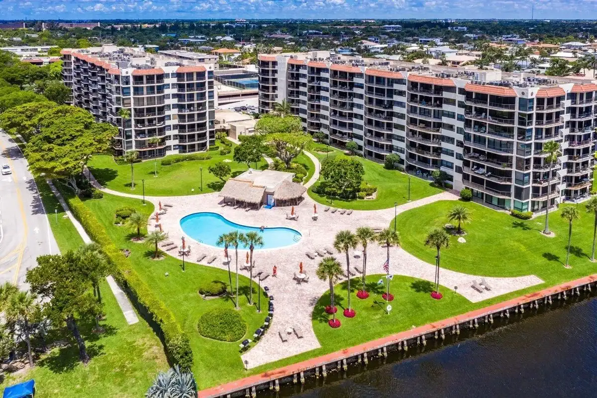 899 Jeffery St #3050, Boca Raton: photo 1 of 31