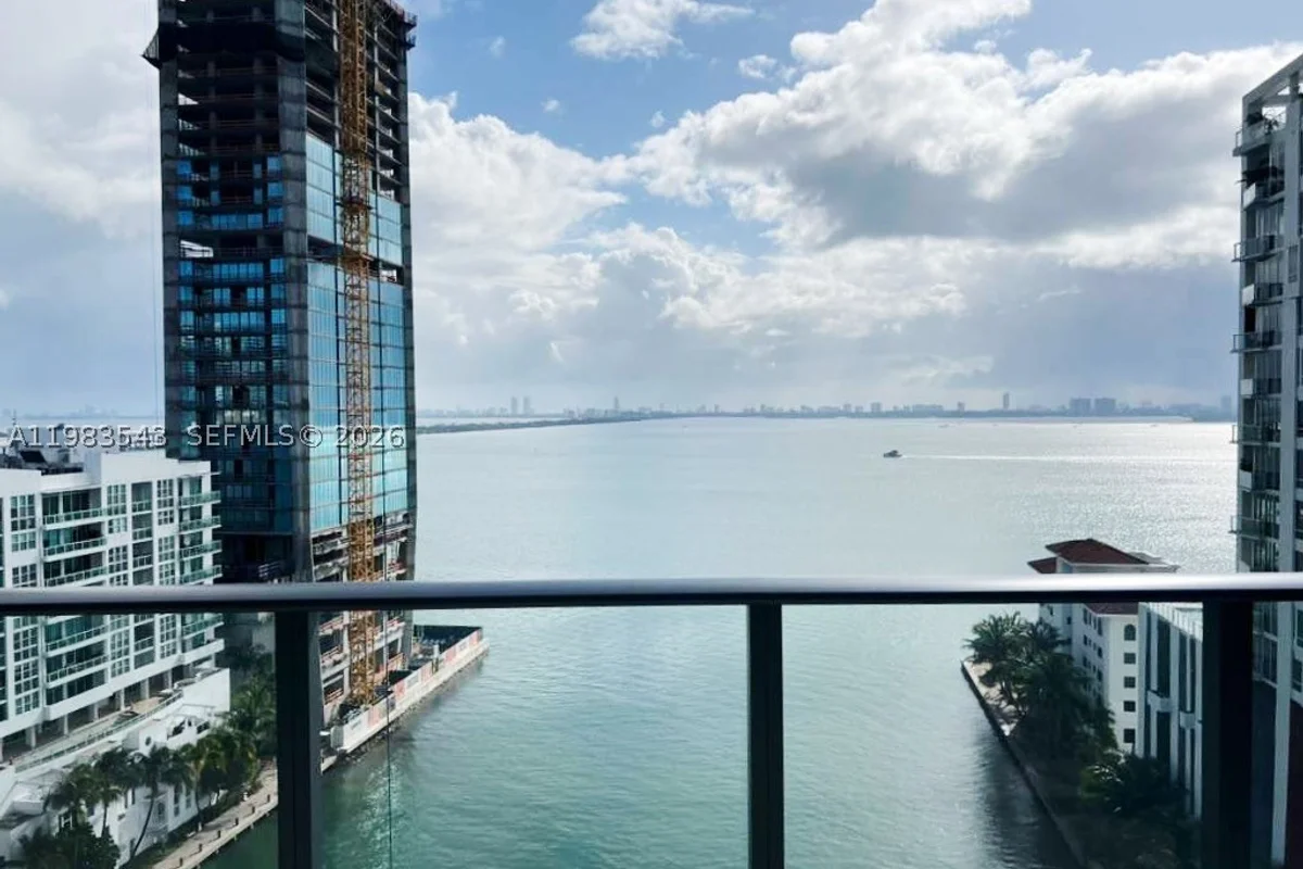 460 NE 28th St #1407, Miami: photo 1 of 46