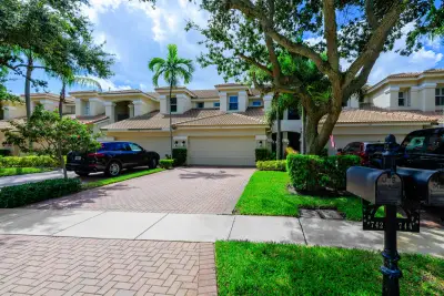 742 Cable Beach Ln, North Palm Beach: photo 1 of 38