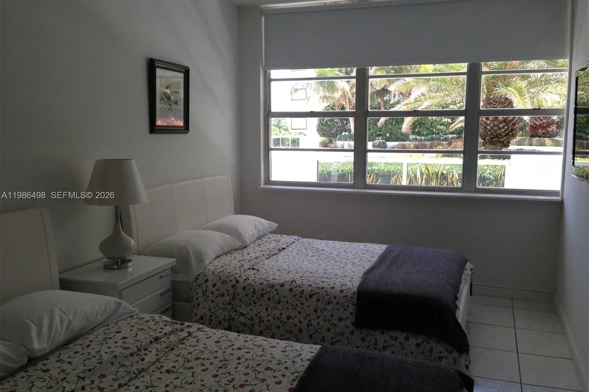 100 Lincoln Rd #336, Miami Beach: photo 1 of 11
