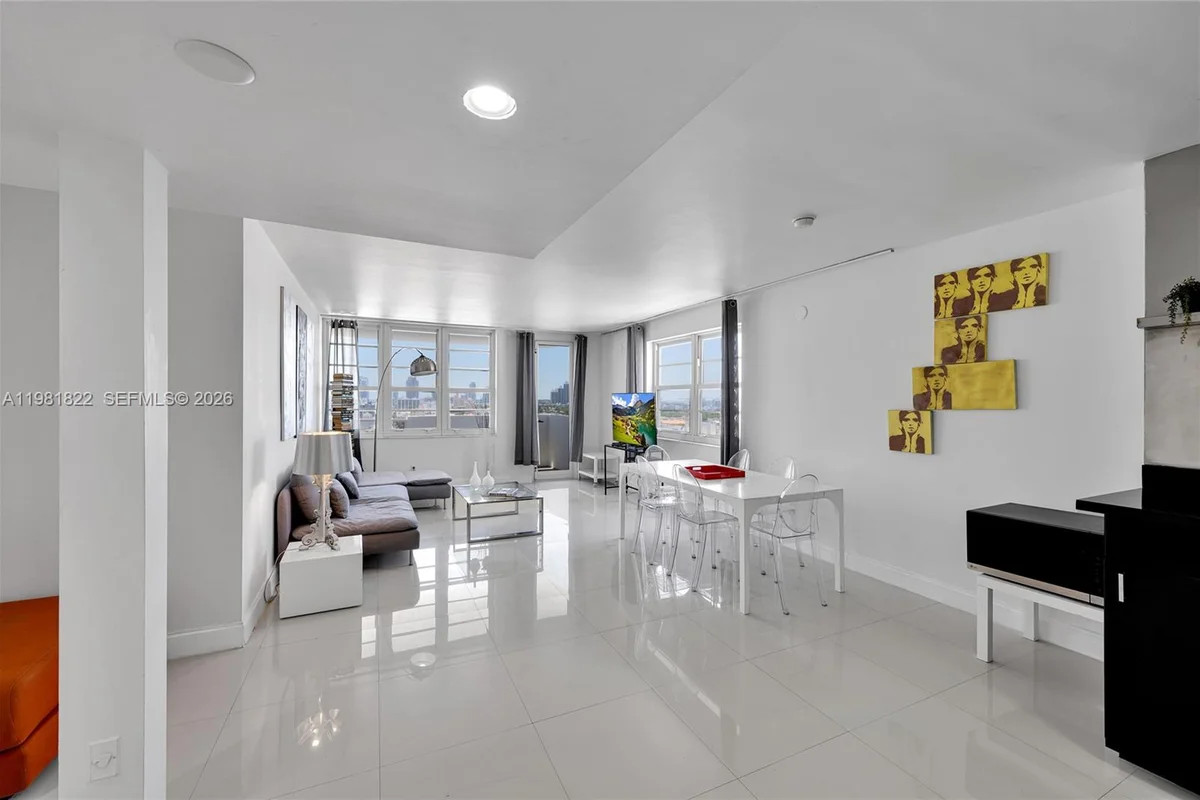 100 Lincoln Rd #1511, Miami Beach: photo 1 of 39