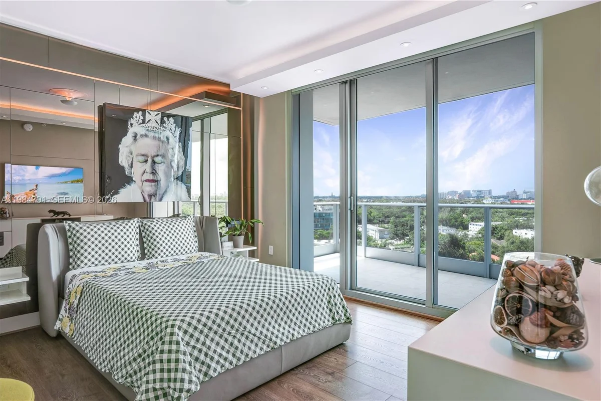 2627 S Bayshore Dr #1408, Miami: photo 1 of 30