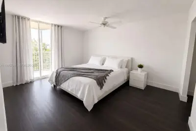 299 NW 52nd Ter #PH-X, Boca Raton: photo 1 of 16