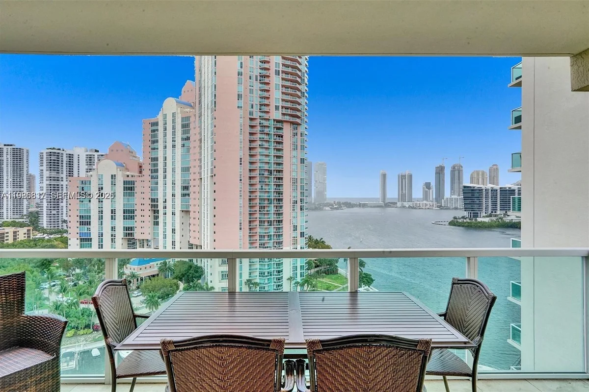 3340 NE 190th St #1409, Aventura: photo 1 of 37