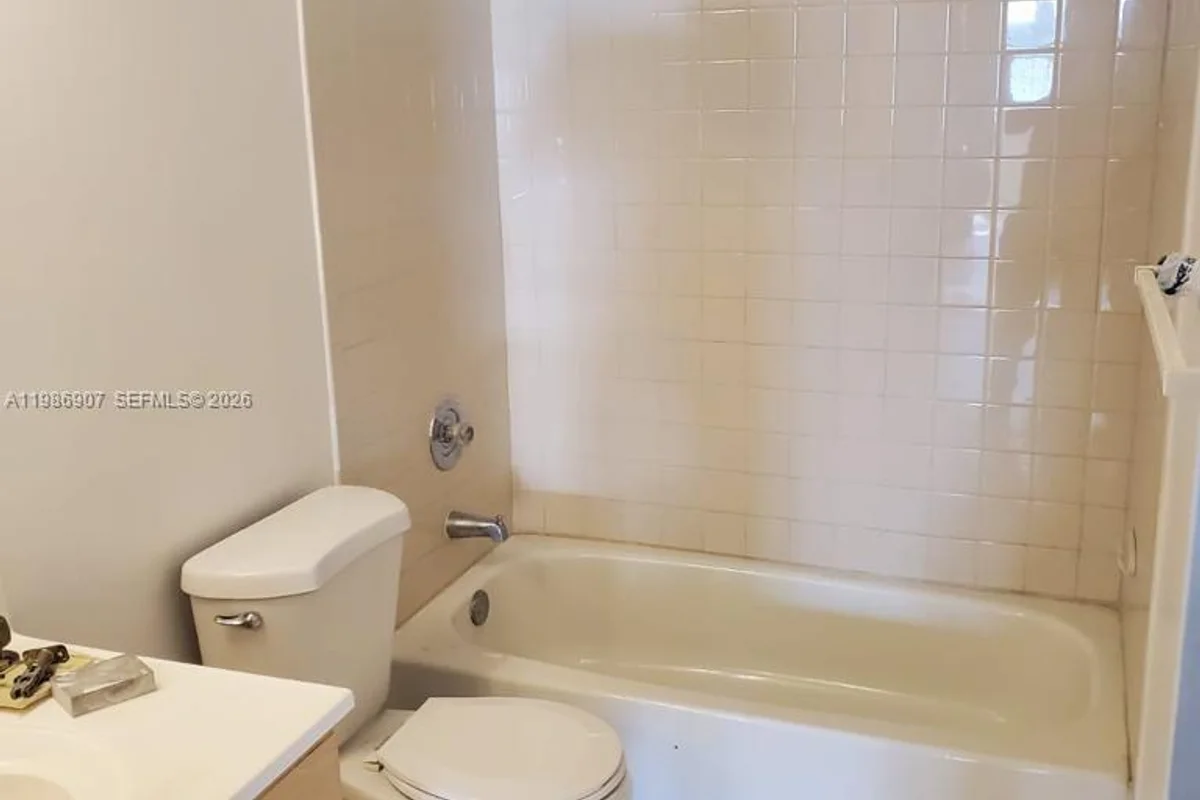 1280 S Franklin Ave #1280F, Homestead: photo 1 of 2