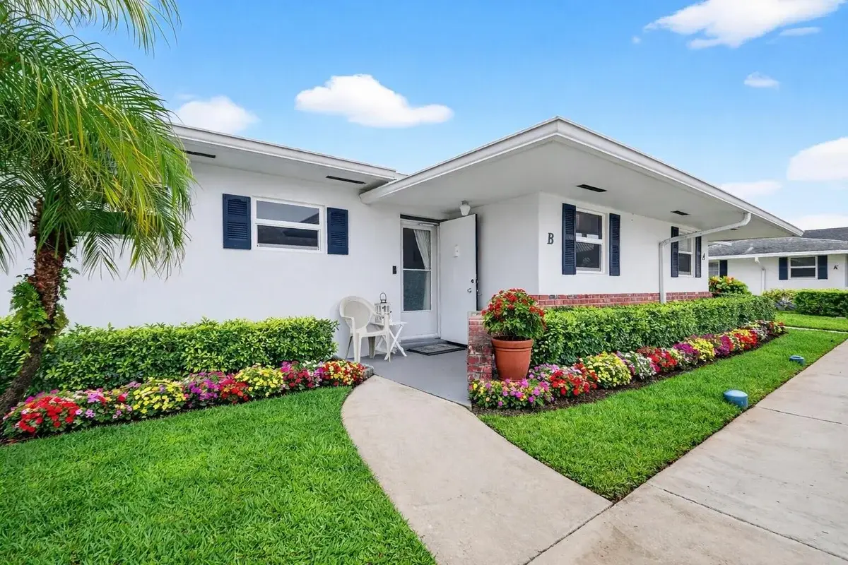 2758 Emory Dr E #B, West Palm Beach: photo 1 of 62