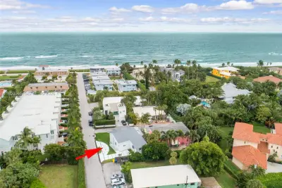 12 Adams Rd, Ocean Ridge: photo 1 of 24