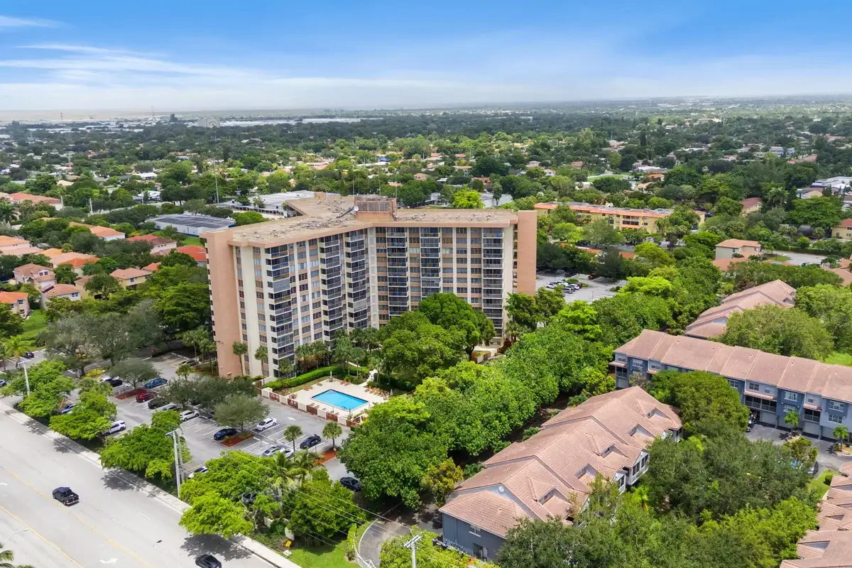 10777 W Sample Rd #508, Coral Springs: photo 1 of 51