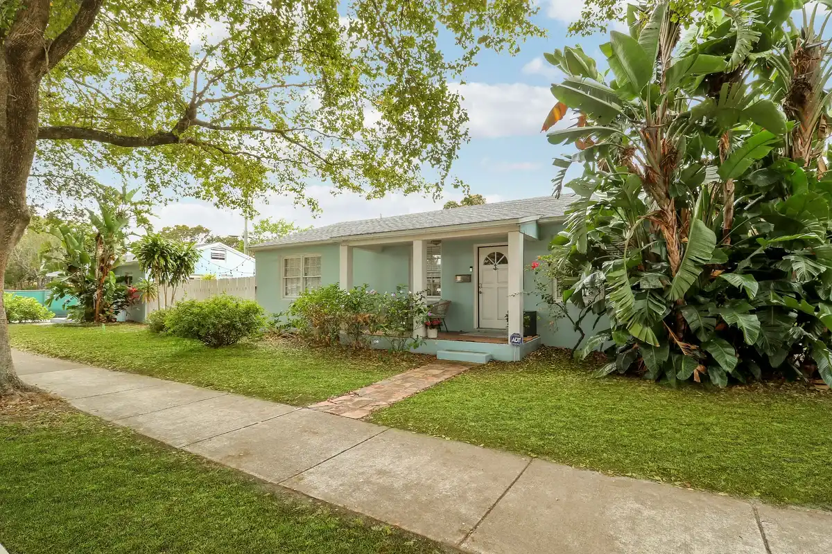 3619 Spruce Ave, West Palm Beach: photo 1 of 46