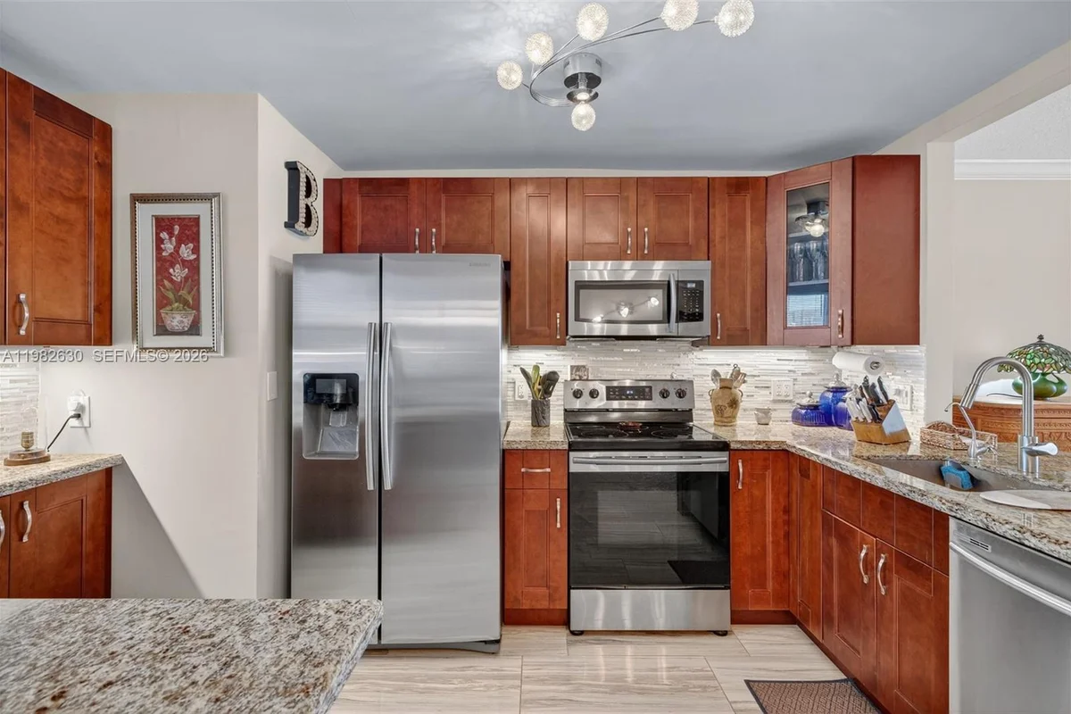 121 Golden Isles Dr #205, Hallandale Beach: photo 1 of 91
