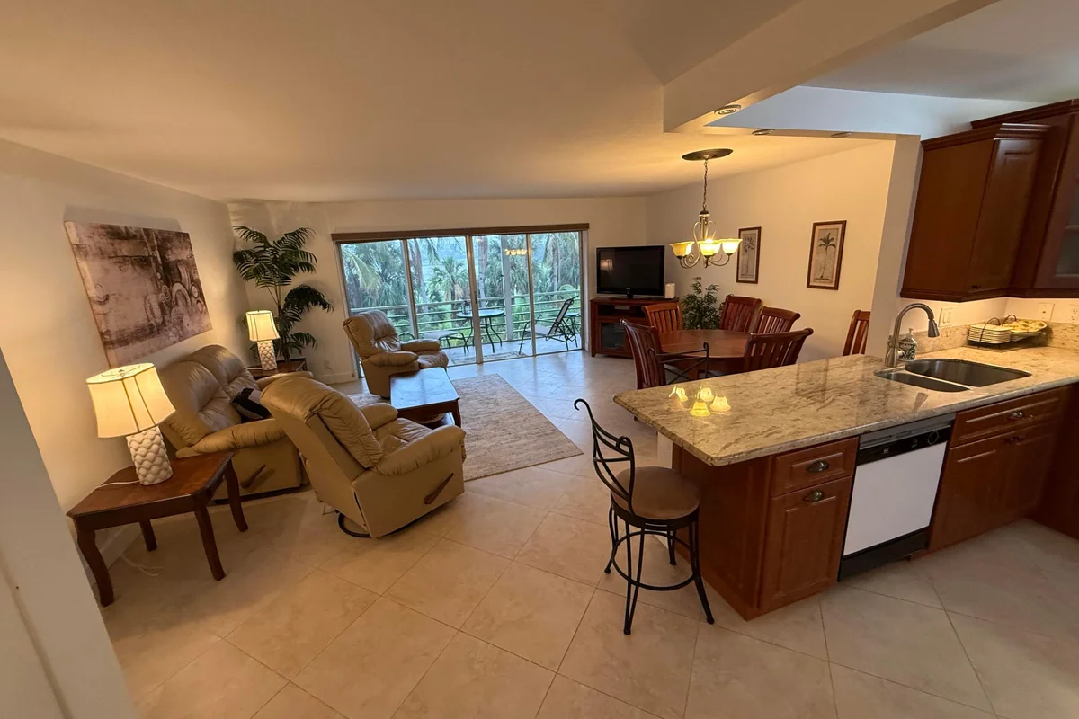 300 NE 14th Ave #411, Hallandale Beach: photo 1 of 45