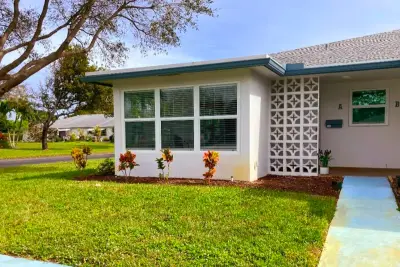 1155 S Drive Cir #A, Delray Beach: photo 1 of 21