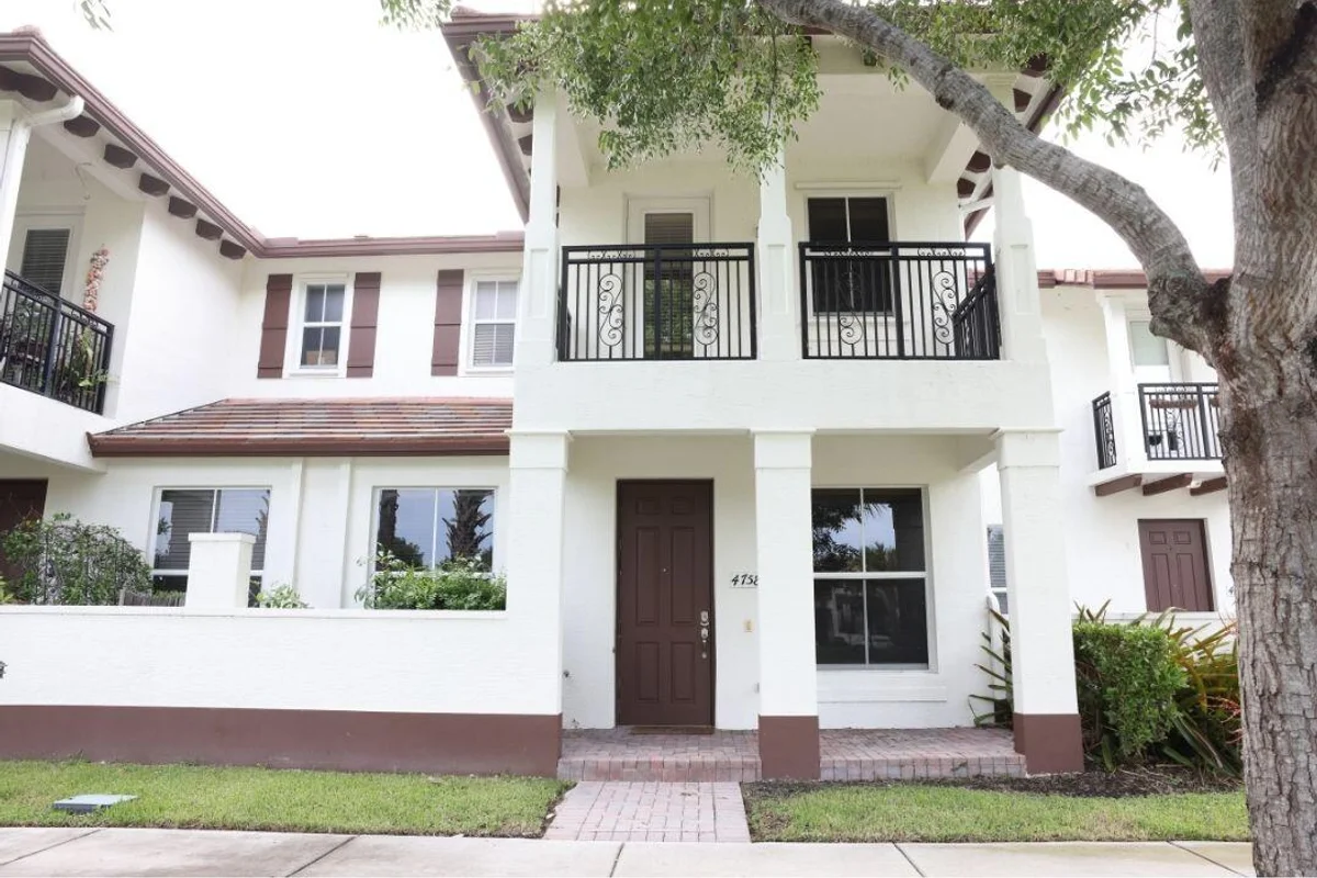 4758 Sierra Ln, Coconut Creek: photo 1 of 27