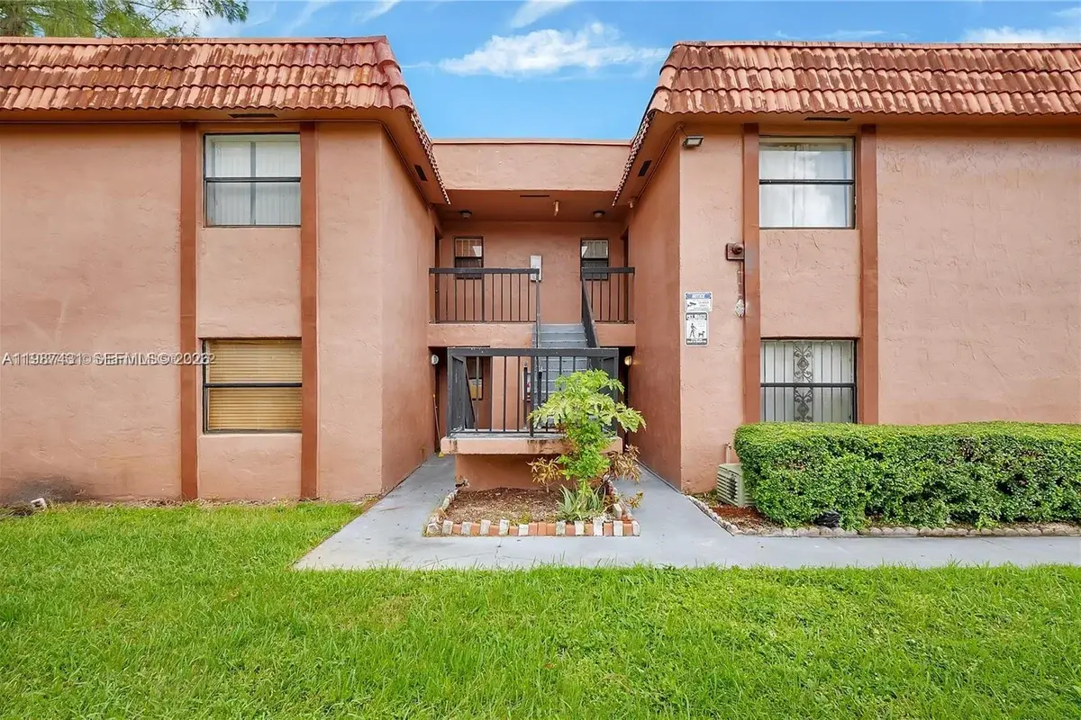 6580 W 27th Ct #58-12, Hialeah: photo 1 of 23