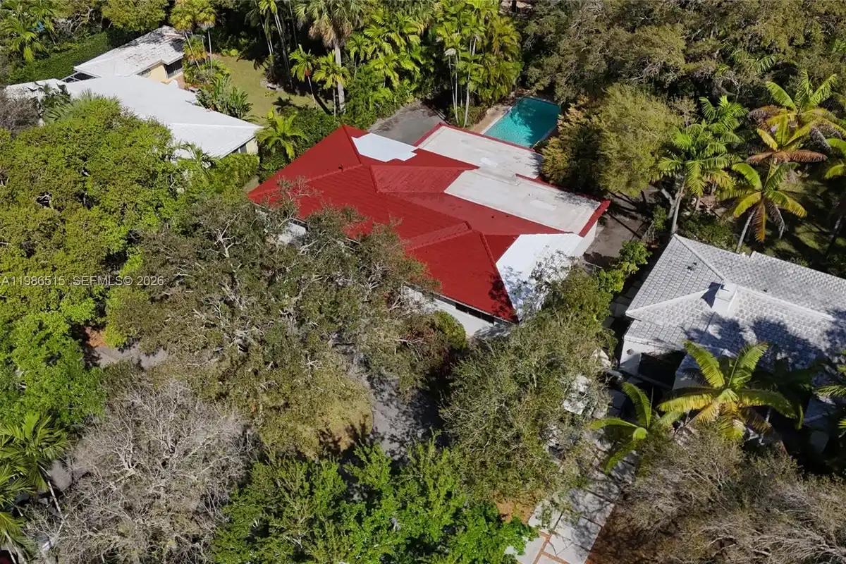 731 San Juan Dr, Coral Gables: photo 1 of 26