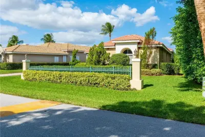 775 Greensward Ln, Delray Beach: photo 1 of 44