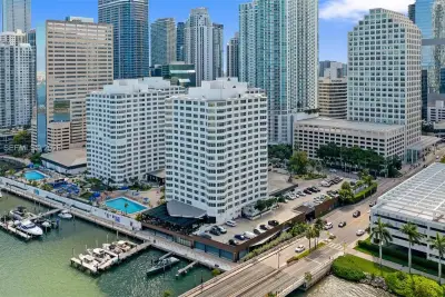 801 Brickell Bay Dr #361, Miami: photo 1 of 13