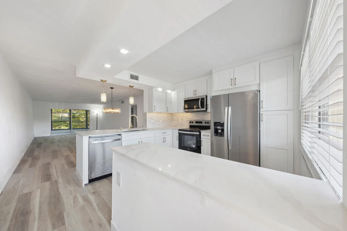 3201 Portofino Point #D3, Coconut Creek: photo 1 of 34
