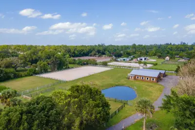 13717 E Citrus Dr, Loxahatchee: photo 1 of 41