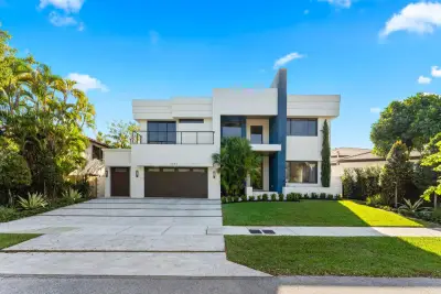 1032 SE 12th Way, Fort Lauderdale: photo 1 of 42
