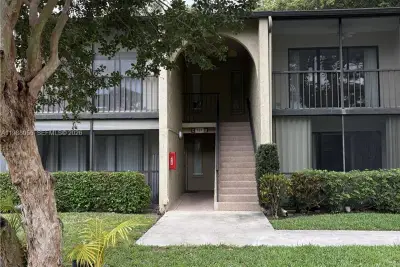 721 Sunny Pine Way #C2, Greenacres: photo 1 of 18