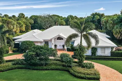 11818 Lost Tree Way, North Palm Beach: photo 1 of 29