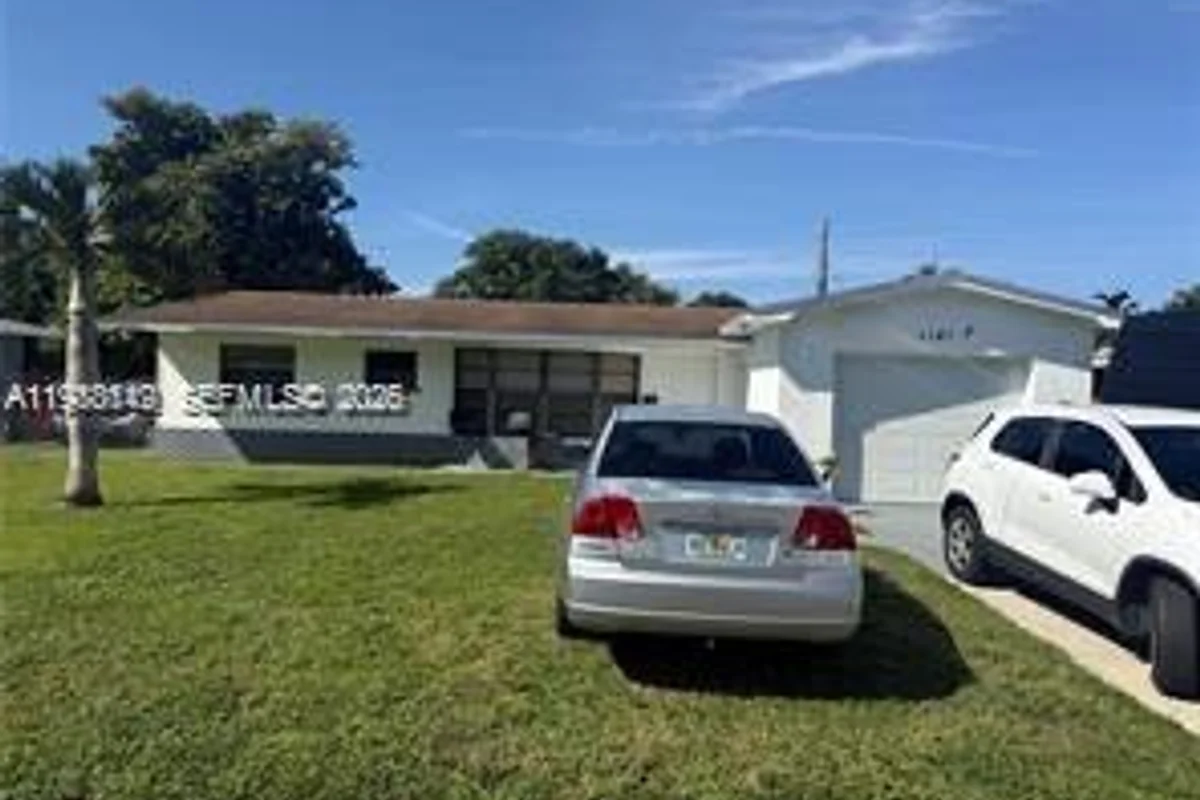 1141 NW 41st Ter, Lauderhill: photo 1 of 3