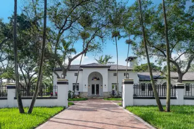 6200 SW 130th Ter, Pinecrest: photo 1 of 61