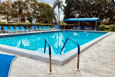 671 S Hollybrook Dr #104, Pembroke Pines: photo 1 of 22