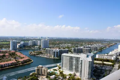 4111 S Ocean Dr #3011, Hollywood: photo 1 of 38