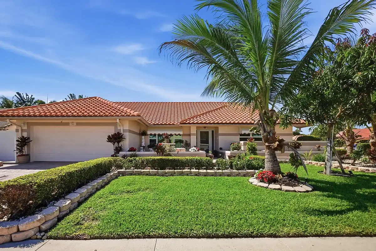 5884 Laurel Green Cir, Boynton Beach: photo 1 of 48