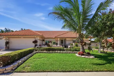 5884 Laurel Green Cir, Boynton Beach: photo 1 of 48