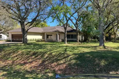 30705 SW 197th Ave, Homestead: photo 1 of 25