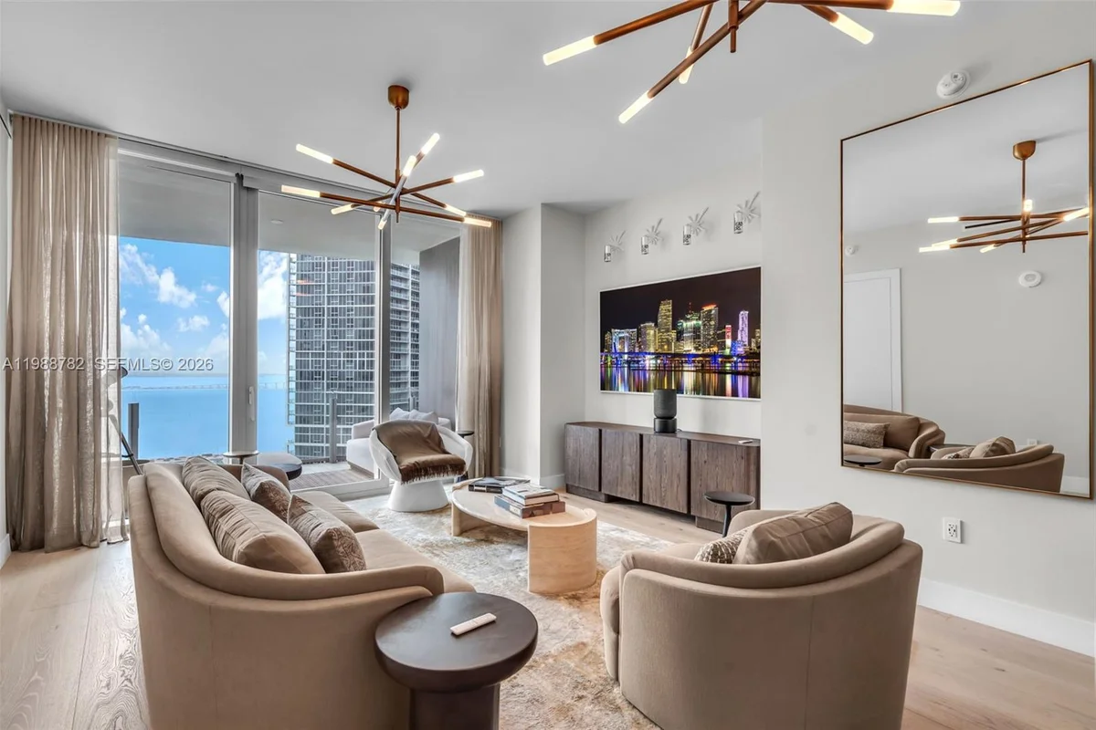 300 Biscayne Boulevard Way #2605W, Miami: photo 1 of 40