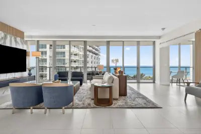 3100 N Ocean Dr #804p, Riviera Beach: photo 1 of 41